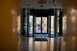 Interior entrance - Town Hall Apartments (Budapest)