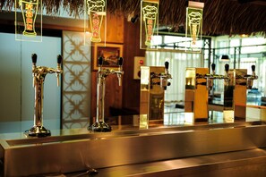 Bar (en la propiedad)