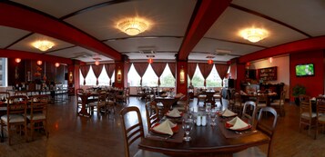 Chinese cuisine, alfresco dining 