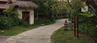 Shifeng International Holiday Hotel