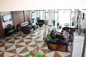 Khu sảnh
