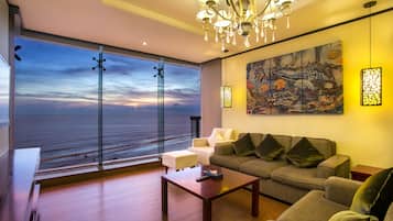 Panoramic Suite | 2 bedrooms, minibar, in-room safe, desk