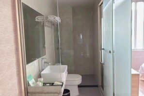 Bathroom - E Times Express Hotel Hezhou Taibai West Road (Hezhou)