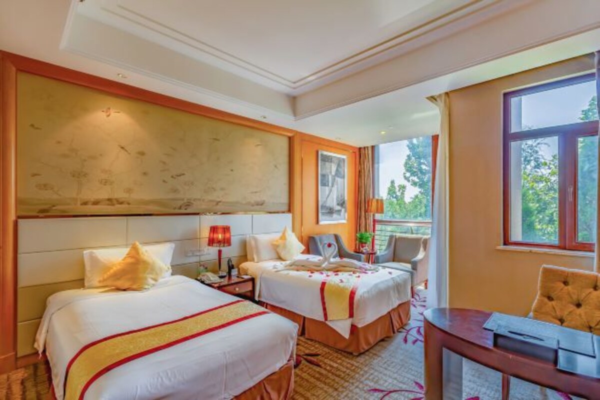 Deluxe Room (2 Beds)
