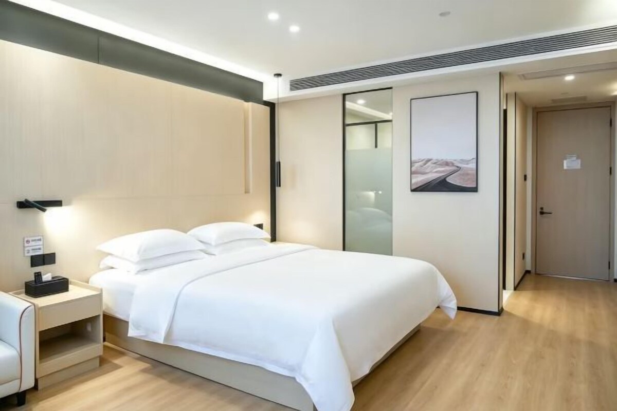 Smart Room (Double Bed)