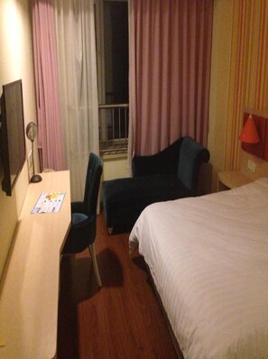 Room - Home Inn (Chengdu)