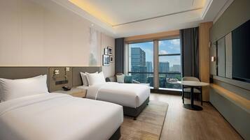 2 Twin Standard | Premium bedding, down duvets, in-room safe, desk