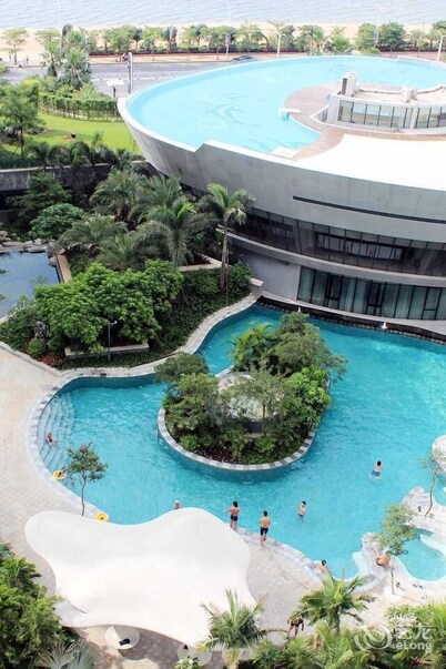 North Bay No. 1 Hotel Apartment