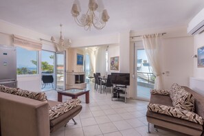 Duplex, 2 Bedrooms, Jetted Tub, Sea View | Living room - Villas F & B Summer Collection - Aegean Residence (Kassandra)