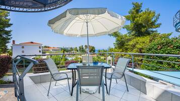 Duplex, 4 Bedrooms, Jetted Tub, Sea View | Balcony