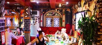 Leo Hostel