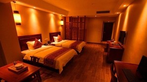 Unclassified image, 5 of 26, button - Dafu Kongjian Hotel (Guilin)