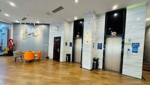 Unclassified image, 5 of 82, button - Jingxin International Hotel Guilin (Guilin)