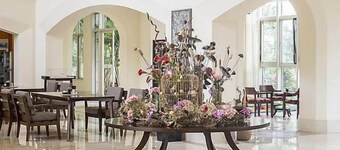 Haikou Hongheyuan Healthcare Holiday Hotel