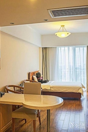 Room - Haikou Hongheyuan Healthcare Holiday Hotel (Haikou)
