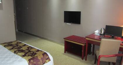 Xianning Yining Hotel