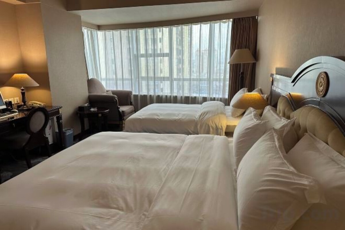 Family Friendly Suite (Main Building)