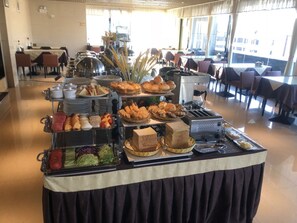 Daily buffet breakfast for a fee - PACO Hotel Guangzhou Dongfeng Road Branch (Guangzhou)