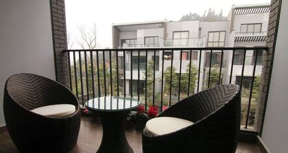 Jianian CEO Holiday Hotel