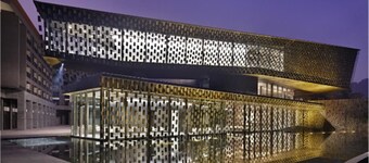 Jianian CEO Holiday Hotel