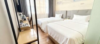 Tai Hua Fashion Hotel(Shenzhen Huaqiang North Yannan subway station store)