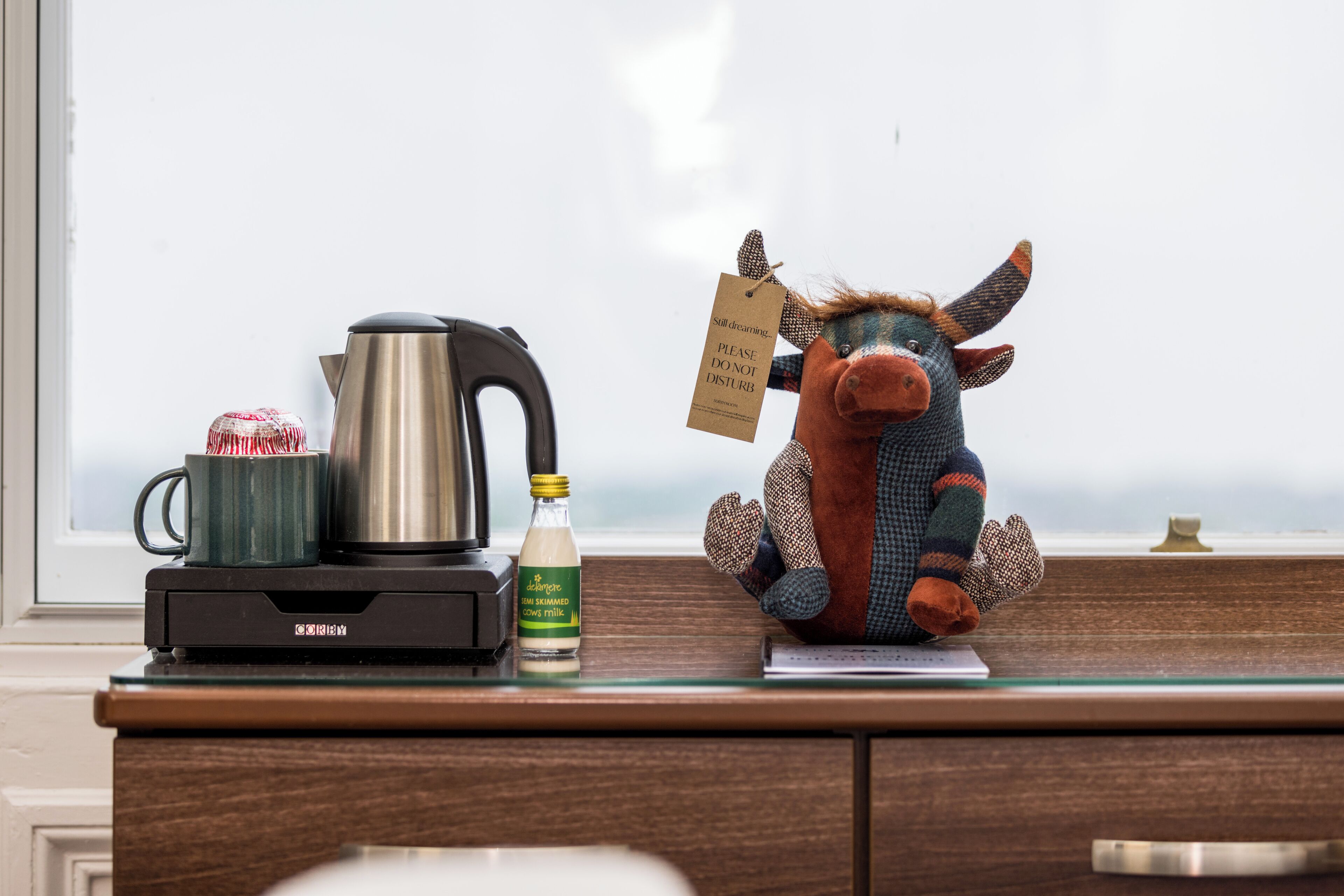 double room (double room with a view) | iron/ironing board, free wifi, bed sheets