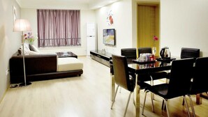 Room - Spiritual Home Holiday Apartment (Chengdu)