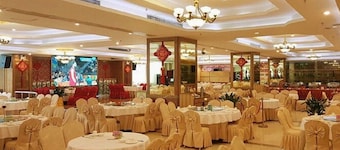 Longzhu Hotel