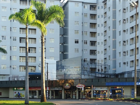 Bagian depan properti