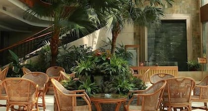 Freely Hover Long Shan Hotel