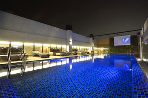 Seasonal outdoor pool