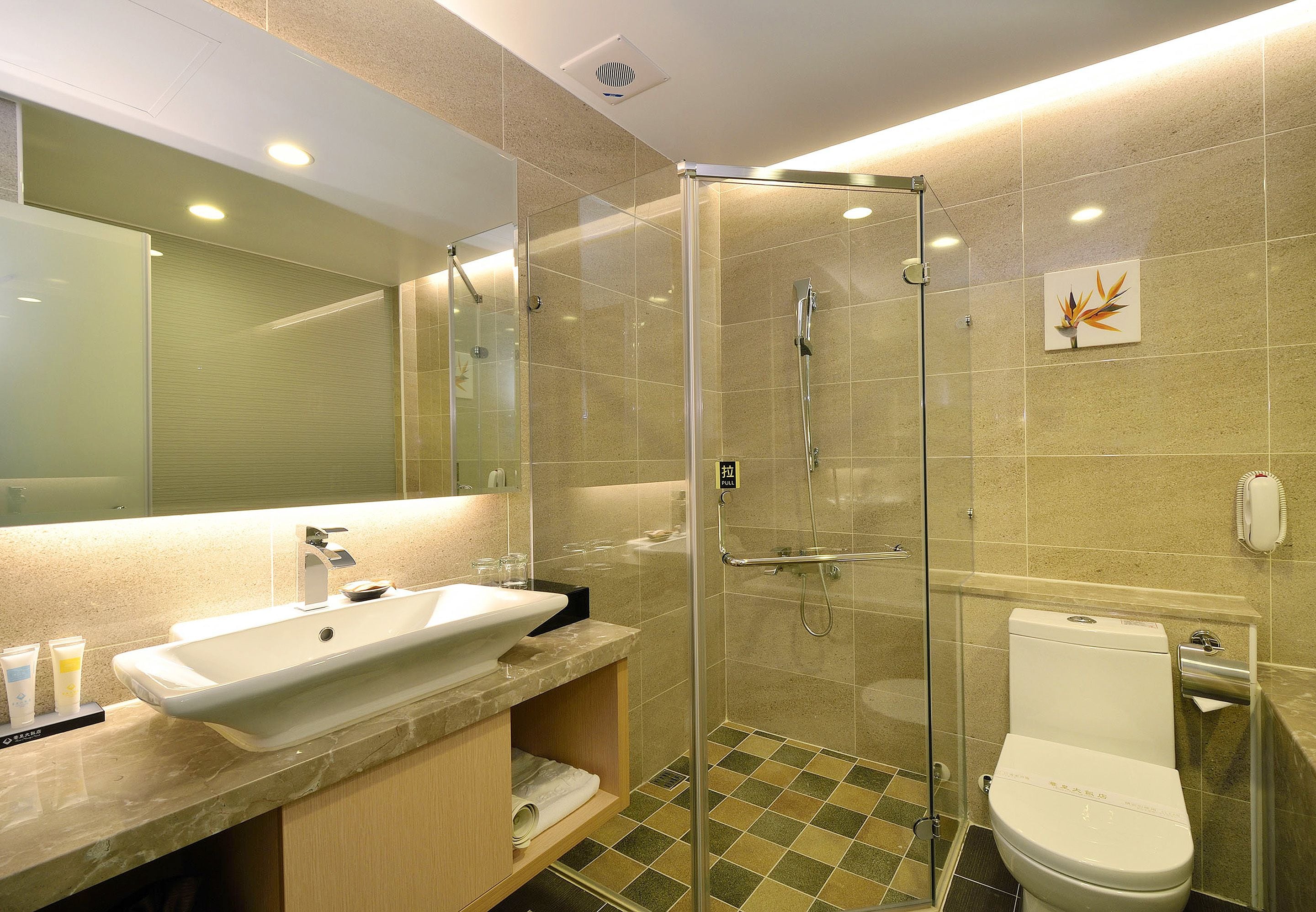 standard double room, 1 queen bed (limited offer) | bathroom | shower, rainfall showerhead, free toiletries, hair dryer