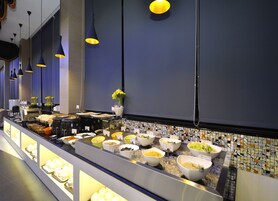 Daily buffet breakfast for a fee