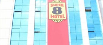 Super 8 Hotel