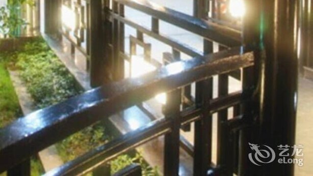 Unclassified image, 1 of 107, button - Wuhan Sunshine 128 Hotel (Wuhan)