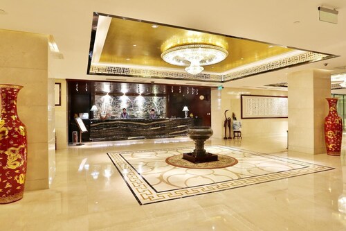 Qingdao Jinhong Sea View Holiday Hotel