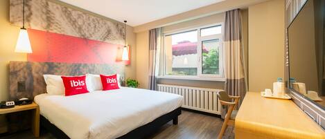 Superior Double Room, 1 Double Bed | Desk, laptop workspace, soundproofing, iron/ironing board