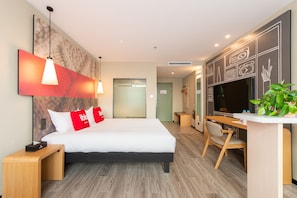 Superior Double Room, 1 Double Bed | Desk, laptop workspace, soundproofing, iron/ironing board