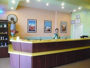 Khu sảnh