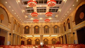 Unclassified image, 5 of 8, button - Xinfusheng Yihai International Hotel - Qingdao (Qingdao)