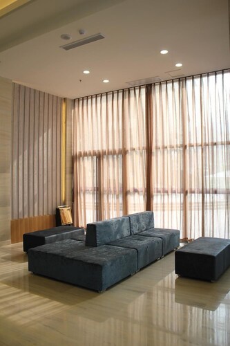 Weihai Longwei Holiday Inns