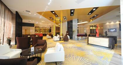 Mesa International Hotel