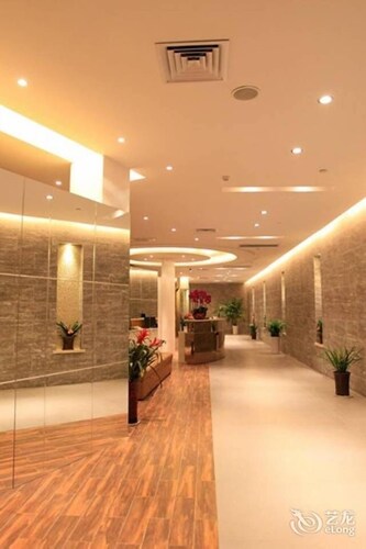 Nanjing Zifeng Suoshi Holiday Hotel