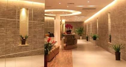 Nanjing Zifeng Suoshi Holiday Hotel