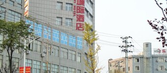 Junyi Hotel