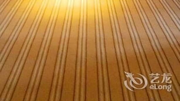 Unclassified image, 1 of 36, button - Baifenghui Business Hotel (Yangzhou)