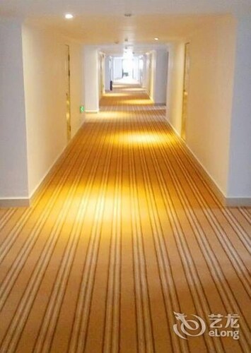 Baifenghui Business Hotel