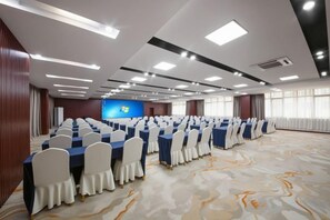 Unclassified image, 5 of 40, button - Yinquan Hotel (Shijiazhuang)