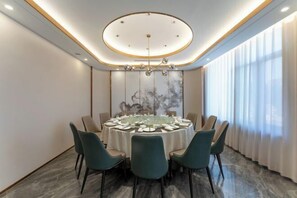Restaurant - Days lnn by Wyndham Yantai Penglai (Yantai)