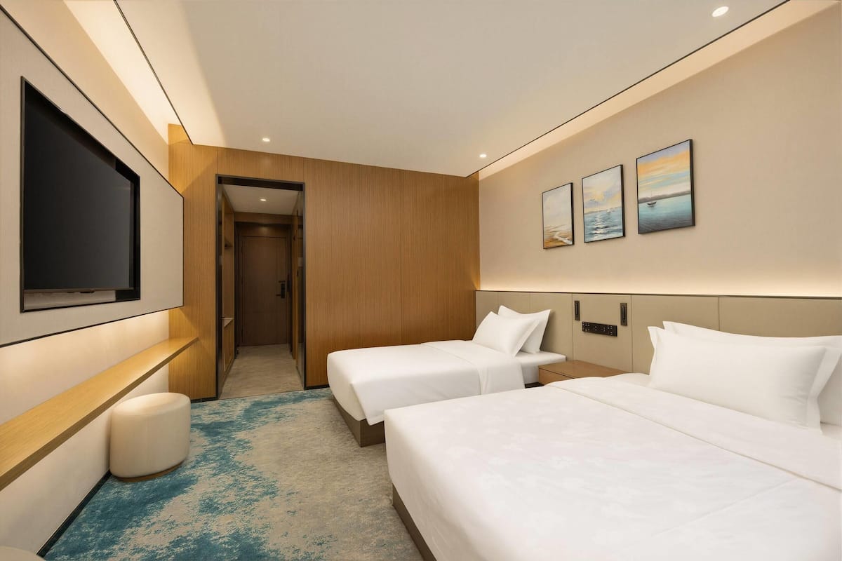 Family Room, Multiple Beds, Non Smoking